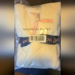 Victorias Secret Robe